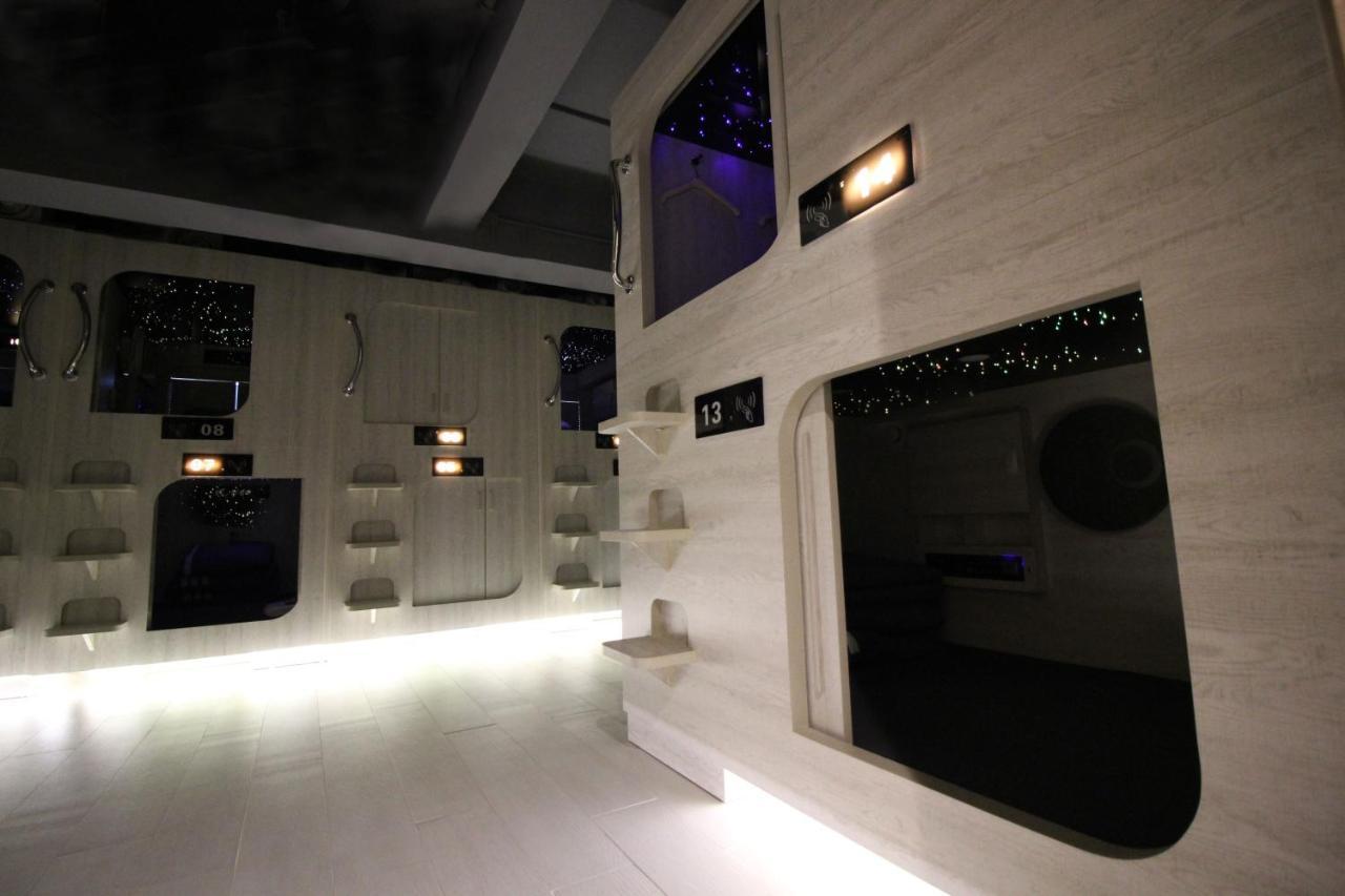 L'Etoile De Mer Mong Kok - Capsule Hotel Kowloon  Exterior photo